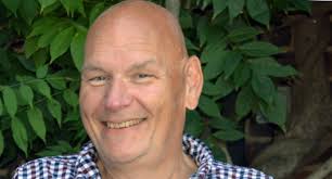 Tributes paid to radio presenter and DJ Les Adams