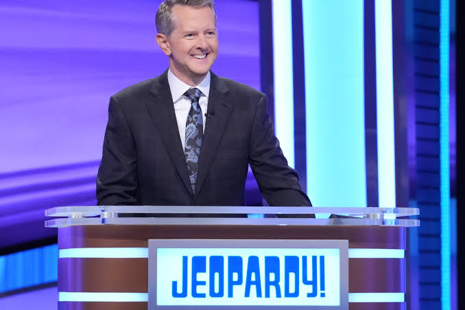 Jeopardy!' Host Ken Jennings Apologizes to Contestant for Sexist Clue