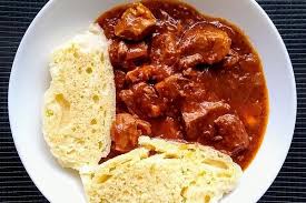 Bohmische Hefeknodel Aus Dem Sudetenland Von Ukst Chefkoch In 2020 Lebensmittel Essen Blitzkuchen Rezept Knodel