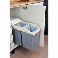 Plusieurs modèles existent en matière de poubelle à installer sous un évier ou dans un meuble de cuisine. Meubles Sous Evier A Decouvrir