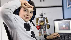 Retrouvez des vêtements unique et originaux pour votre fils, à la dernière mode. Italie Un Garcon De 9 Ans Cree Un Jeu Video Pour Detruire Le Covid 19 Linfo Re Magazine Jeux Video