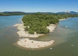 Summer + hungary = balaton! Escape From Hot Budapest A List Of Some Cool Beaches Nearby