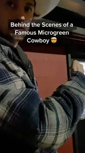 It all Started with one Grow Kit🌱👨🏼‍🌾💨 GROW YOUR OWN FOOD. Join my  Grow-Army👨🏼‍🌾❤️👩🏼‍🌾 North Fresh Farm