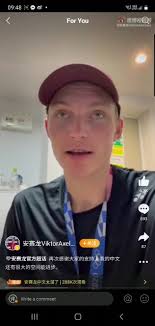 27 years old, badminton player from denmark. Wyv Kr Elpapqm