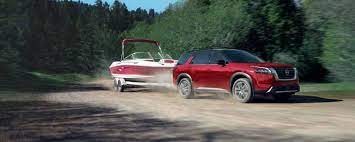 And has a payload capacity of 1699 lbs., that means, you can tow your everyday gigs with comfort and ease. What Is The 2022 Nissan Pathfinder Towing Capacity I Auffenberg Nissan