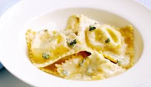 Quest'operazione in compagnia come ho fatto io ;) ricetta a parte, volevo raccontarvi di ieri, ero a roma ospite di una trasmissione televisiva che va in onda su tv2000, ero. Ricetta Tortelli Alle Erbe Con Salsa Di Noci Le Ricette Di Buonissimo