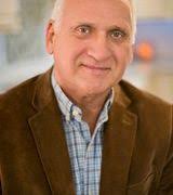 1 Cedar Creek Cir, Hartwell, GA 30643