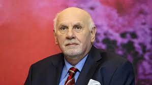 Před příchodem k ústavnímu soudu byl rychetský ministrem spravedlnosti a předsedou legislativní rady od 15. Rychetsky S Udelenim Radu Tgm Jsem Mel Trochu Problem Novinky Cz