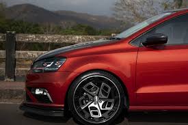 From now on we offer a stage 1 performance upgrade for the polo gti 2.0l tsi. This Modified Lowrider Volkswagen Polo Gt Tsi Gets Paddle Shifters