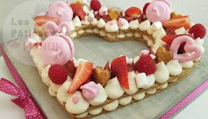 Heart Cake Coeur Pour La Saint Valentin Les Patisseries De Manon Gateau Chocolat Croustillant Curd Framboise Idee Gateau