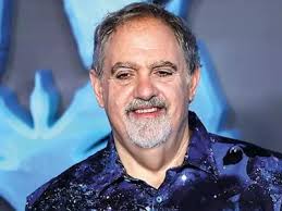 Titanic के प्रोड्यूसर जॉन लैंडो का 63 वर्ष की उम्र में निधन, शोक में डूबा  फिल्म