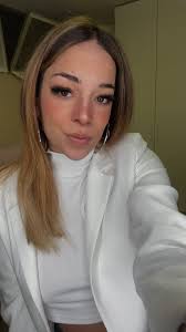 Sara Bartolini (@sarinen93) • Threads, Say more