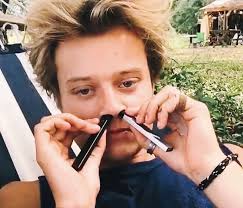 amina awad (aminaawadd)