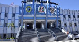 Resultado de imagen para cabo de la policia protesta frente a palacio policial