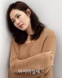 Also as an entertainer for a short scene. Instagram ä¸Šçš„ Son Ye Jin Hi Yejinhand Sonyejin ì†ì˜ˆì§„ Jin Korean Actresses Korean Actress