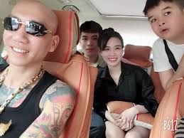 Bất ngờ là trong chuyên án tập đoàn sản xuất, buôn bán ma túy lớn nhất việt nam, ngọc là người tình của ông trùm. Ä'an TrÆ°á»ng Noi Gi Vá» Hot Girl Ngá»c Miu Trong Ä'Æ°á»ng Day Ma Tuy Khá»§ng