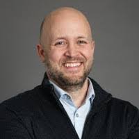 Leslie Bernacchi's Instagram, Twitter & Facebook