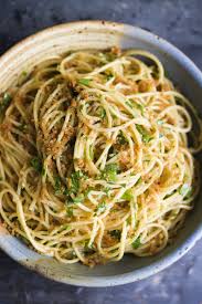 Spaghetti With Anchovies Pine Nuts And Raisins Recipe Anchovy Recipes Anchovies Vegetarian Recipes Healthy