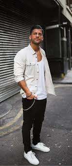 Black And White Button Up Shirt Outfit Kosta Williams With A Summer Outfit Idea With A Cream Button Up Shirt White T Shirt Black Denim White Sne Mens Outfits Mens Street Style Mens Fashion Summer