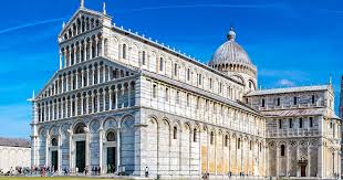 Capolavoro dell'architettura romanica, il duomo di pisa è un grandioso insieme di elementi stilistici dovuti alle presenza, durante i lavori, di persone di cultura. Audioguida Piazza Dei Miracoli Duomo Esterno Guida Turistica Mywowo
