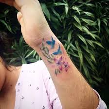 Small Bird And Rose Tattoo Small Bird Wrist Tattoo For Women Tattoos For Women Flowers Wrist Tattoos For Women Small Wrist Tattoos