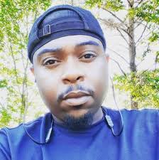 Congratulations Arielle for keeping your grades up and being a great mother  to Amari 💙💙