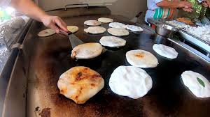 Where mexico has its tacos. Las Pupusas Protagonista De La Gastronomia Salvadorena