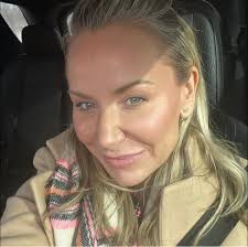 Rachael Werner's Instagram, Twitter & Facebook