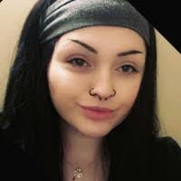 Sandra Goodsell's Instagram, Twitter & Facebook