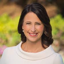 Stephanie Woolbright's Instagram, Twitter & Facebook