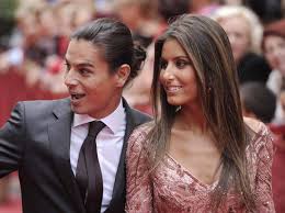 El artista y su mujer, charisse verhaert, acaban de cumplir su primer aniversario de boda. Julio Jose Asi Le Ha Felicitado Ana Boyer Por Su Cumpleanos
