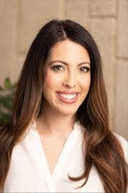 Tamara Mathers's Instagram, Twitter & Facebook