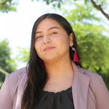 Arlene Cano's Instagram, Twitter & Facebook