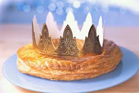 Avec les esclaves la galette on partagera avant d'être lié à l'épiphanie, la galette des rois était une fête païenne inventée par les romains et durant laquelle les. L Histoire De L Epiphanie Et De La Galette Des Rois