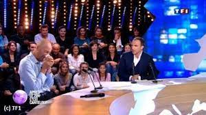 Après le 20h c'est canteloup, du lundi au vendredi à 20h35 sur tf1. Canteloup Cartonne Cote Audiences Mais Pas Cote Critiques Purebreak