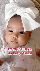 As roupinhas que crescem junto com o bebê!!! Baby Celine já está com quase  3 meses e está usando o tamanho RN da Carters e da Zara baby!!! 🤍🐇  #enxovaldebebe #maedemenina #roupasdebebe #carters ...