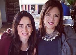 Ana de la reguera es una actriz nacida el 8 de abril de 1977 en veracruz, méxico. Mama De Ana De La Reguera Es Impulsada Por Morena Para Presidenta Municipal