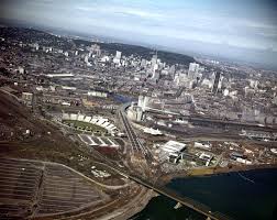 La Cite Du Havre Le Port Et Le Centre Ville De Montreal 1966 Skyline Paris Skyline City Photo