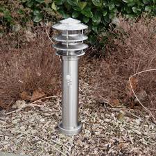 Das erleichtert die montage und macht sich positiv im geldbeutel bemerkbar. Lhg Moderne E27 Edelstahl Wegeleuchte Lynux Rund Mit Bewegungsmelder Bis Zu 6m Reichweite H 51cm Mit Stahlscheiben Und Schutzglas Ip 44 Pollerleuchte Fur Den Aussenbereich Garten Terasse Wohnlicht