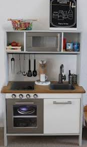 Kreakind Die Ikea Duktig Spielkuche In Neuem Gewand Ikea Kids Kitchen Ikea Play Kitchen Play Kitchen