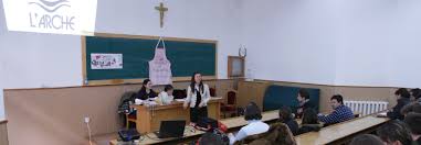 Ulterior este inclusa si facultatea de bioinginerie medicala, singura de acest fel din romania. Facultatea De Teologie Romano CatolicÄƒ Universitatea Alexandru Ioan Cuza Din IaÈ™i