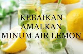 Membuat air lemon bisa menggunakan 1 buah lemon, 1/3 cangkir air panas, dan 1/4 cangkir air dingin dan kulit lemon. Kebaikan Amalkan Minum Air Lemon Secret Foundation Facebook