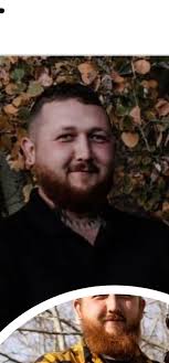 Zaks auctions, be very careful dealing with this company. Caught them  selling my stuff to a private group instead of icollectors that has a large  client base and still charging me a