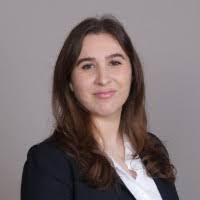 Deanna Boyer's Instagram, Twitter & Facebook