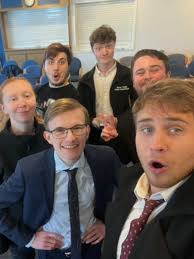 Collision RTÉ2 and RTÉ player at 9:35 tonight Massive love to everyone  involved. I hope you have as much of a blast watching it, as I did working  with these cool cats.