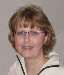 Michelle Warnecke's Instagram, Twitter & Facebook