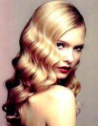 Marilyn monroe and her iconic wavy blonde medium short. 75 Popular Vintage Hairstyles That You Can Do Yourself