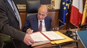 Rimpasto, l'opposizione contesta le nomine: "Sagra della poltrona, Schifani cambia per non cambiare nulla"