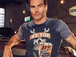 Su nombre es karina gao (36) y es una conocida influencer de la cocina en las redes sociales, con seguidores a los que les comparte recetas y distintos proyectos gastronómicos. Up M1tk2ysgnm