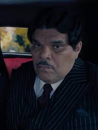 Wie Heißt Der Schauspieler Von Jung Gomez Addams